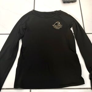 Long sleeve swim shirt